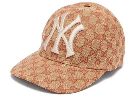 cappello yankees gucci|Gucci ny Yankees logo cap.